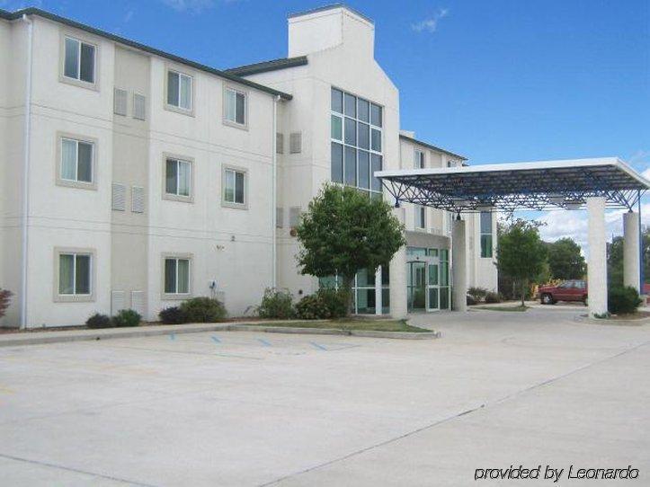 Baymont By Wyndham Kingdom City Exterior foto